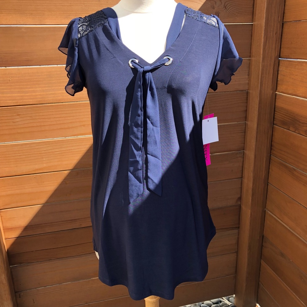 🤰🏻Soft, Dark Blue, Maternity Blouse w/ties.